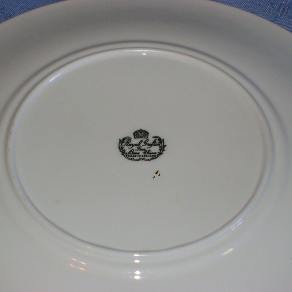 Royal Grafton Bone China Vintage Serving Platter Cake Server Plate Cottagecore - Picture 6 of 7